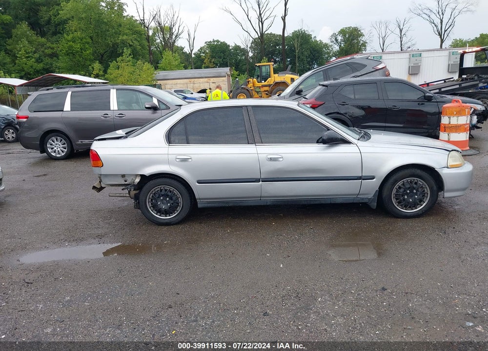 1998 HONDA CIVIC LX VIN: 2HGEJ6672WH530261