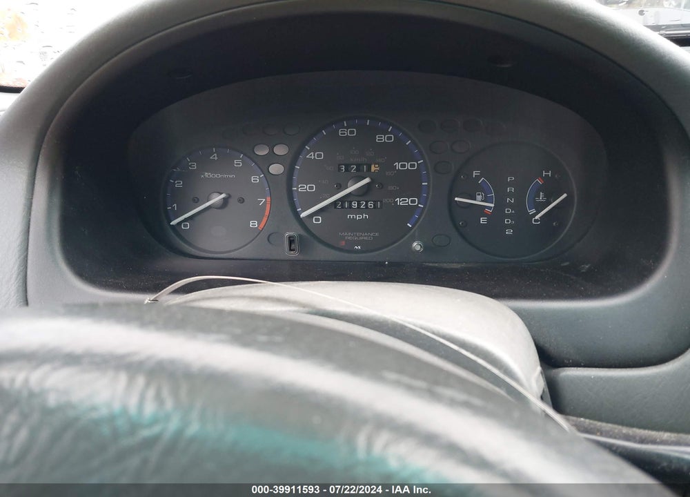 1998 HONDA CIVIC LX VIN: 2HGEJ6672WH530261