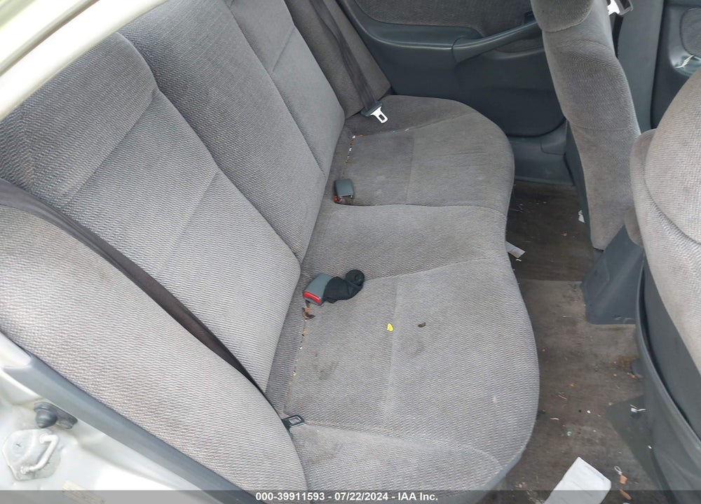 1998 HONDA CIVIC LX VIN: 2HGEJ6672WH530261