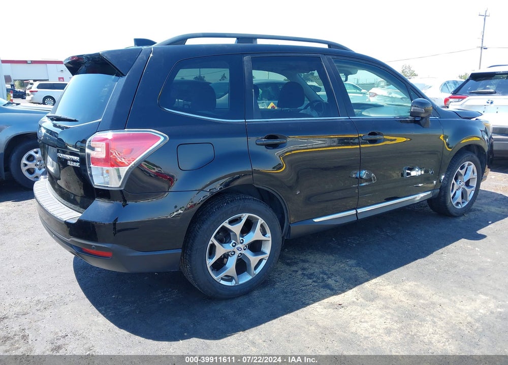 2017 SUBARU FORESTER 2.5I TOURING VIN: JF2SJAWC7HH486589