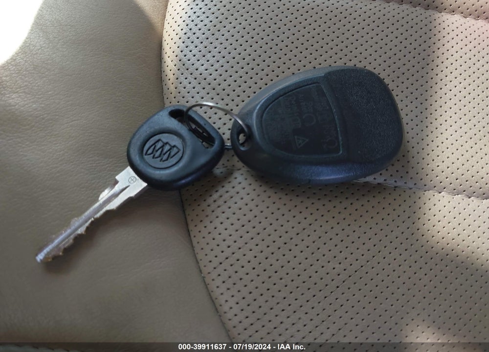2011 BUICK ENCLAVE 1XL VIN: 5GAKRBED9BJ375969