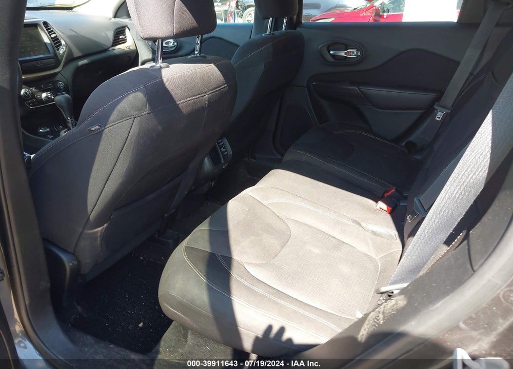 2016 JEEP CHEROKEE VIN: 1C4PJMCBXGW114627