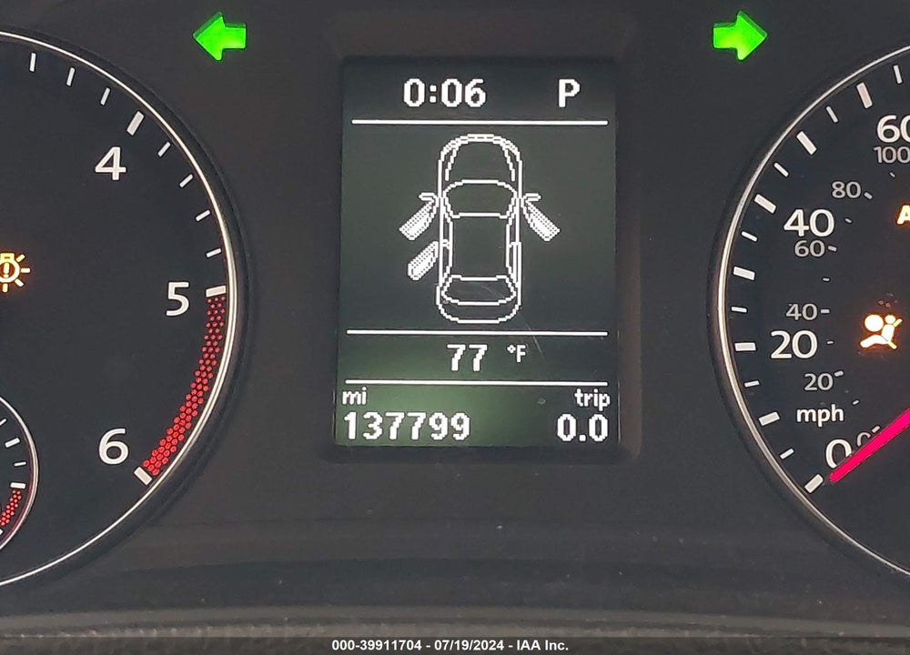 2014 VOLKSWAGEN PASSAT 2.0L TDI SE VIN: 1VWBN7A3XEC062018