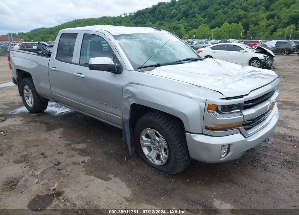 2018 CHEVROLET SILVERADO 1500 2LT VIN: 1GCVKREC0JZ350359