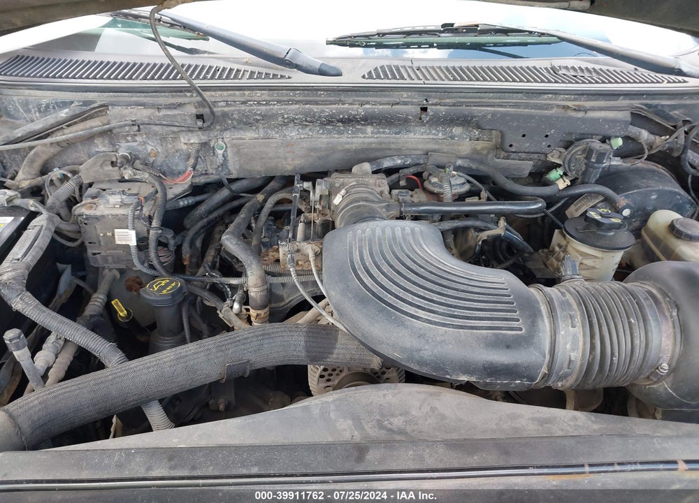 2003 FORD F-150 LARIAT/XLT VIN: 1FTRW08L93KA19336