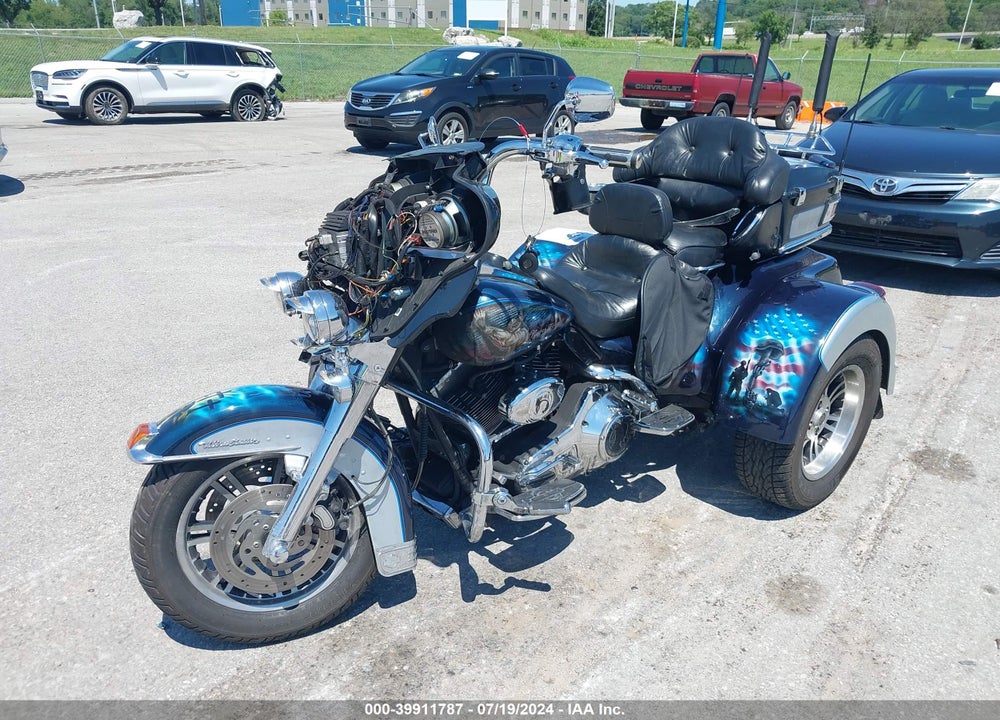 2001 HARLEY-DAVIDSON FLHTCUI VIN: 1HD1FCW121Y623870