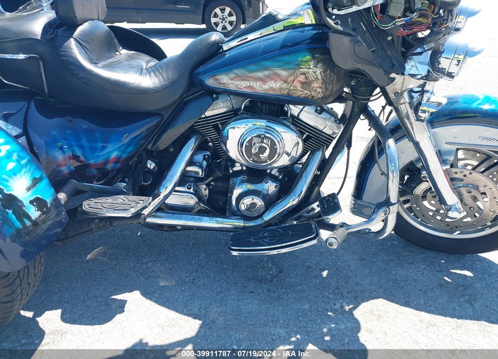 2001 HARLEY-DAVIDSON FLHTCUI VIN: 1HD1FCW121Y623870