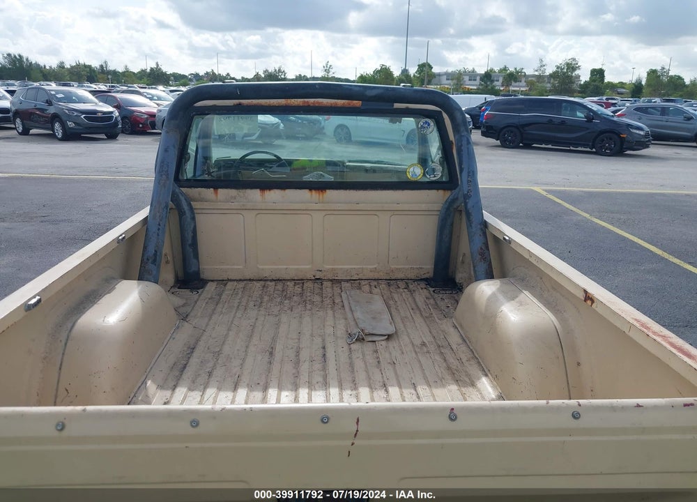 1989 JEEP COMANCHE VIN: 1J7FT26E8KL487057