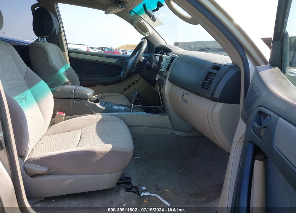 2004 TOYOTA 4RUNNER SR5 V6 VIN: JTEBU14R240048290