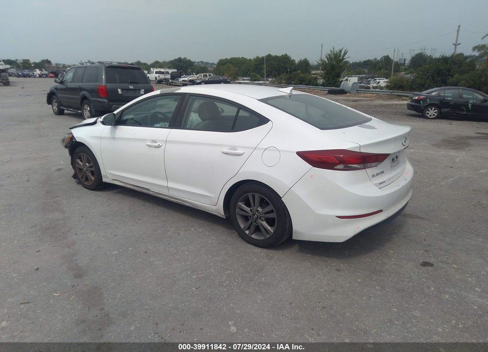 2017 HYUNDAI ELANTRA SE VIN: 5NPD84LF5HH075762