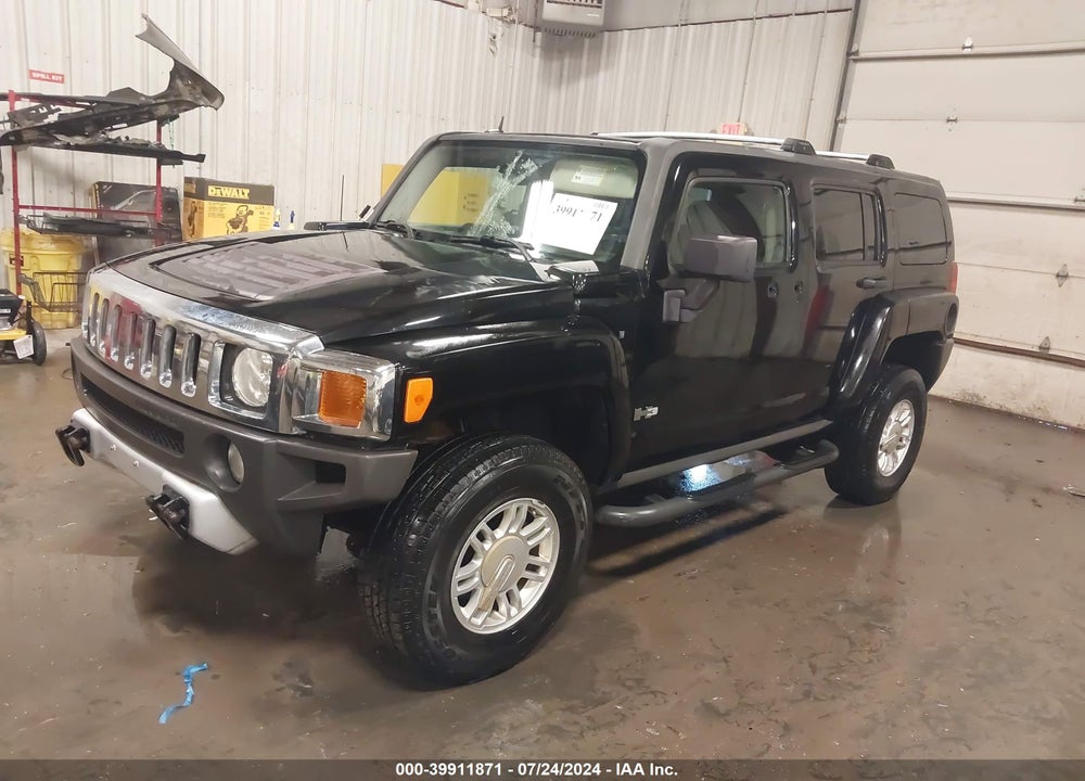 2008 HUMMER H3 SUV VIN: 5GTEN13E488179590