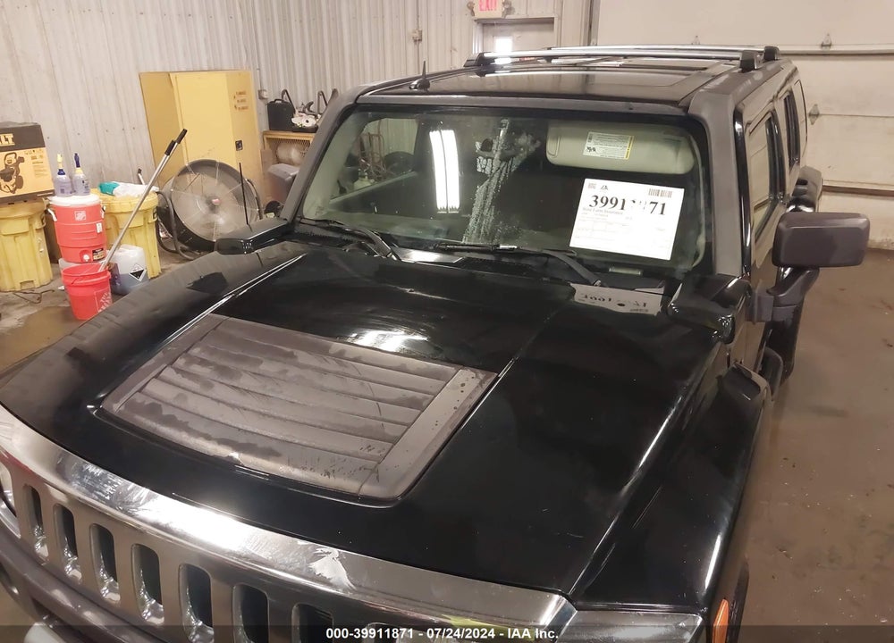 2008 HUMMER H3 SUV VIN: 5GTEN13E488179590