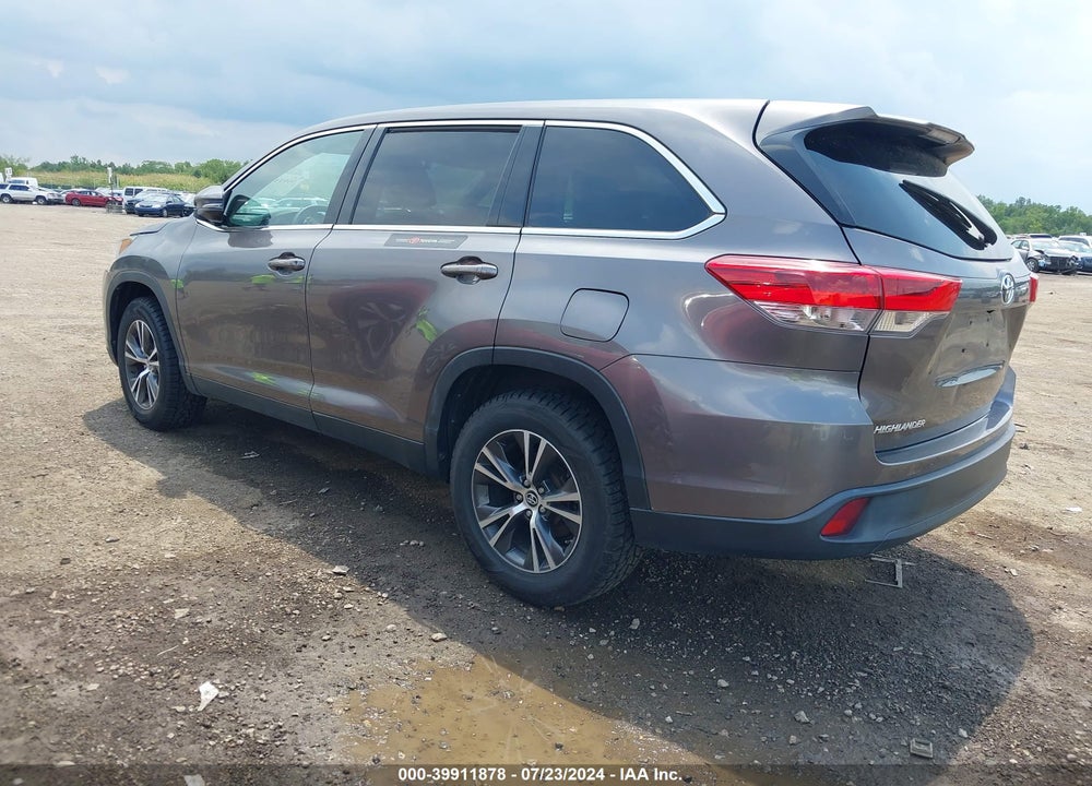 2019 TOYOTA HIGHLANDER LE VIN: 5TDZARFHXKS045114