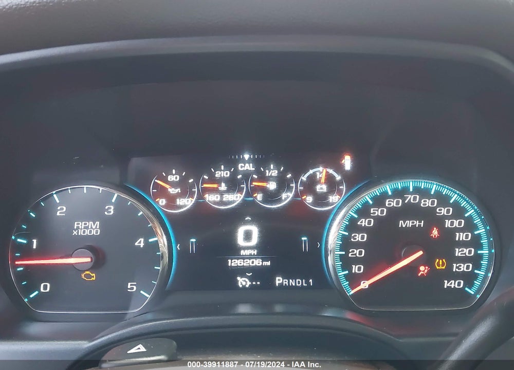 2017 GMC SIERRA 2500HD DENALI VIN: 1GT12UEY6HF137876