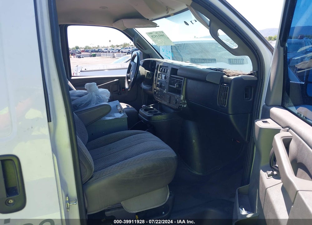 2018 CHEVROLET EXPRESS 3500 WORK VAN VIN: 1GCZGHFG2J1229085
