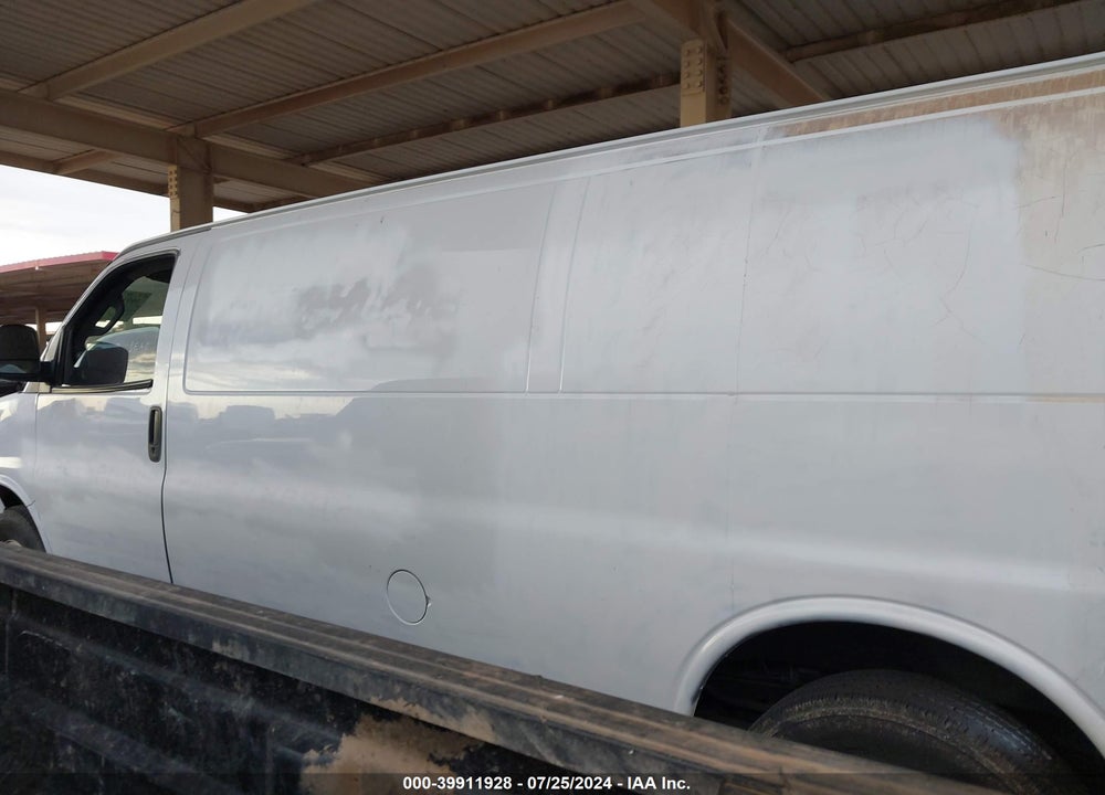2018 CHEVROLET EXPRESS 3500 WORK VAN VIN: 1GCZGHFG2J1229085