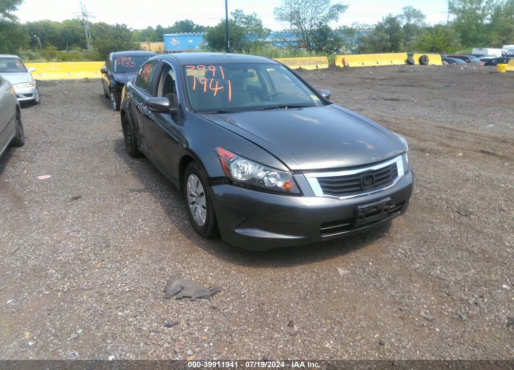 2008 HONDA ACCORD 2.4 LX VIN: 1HGCP26328A016875