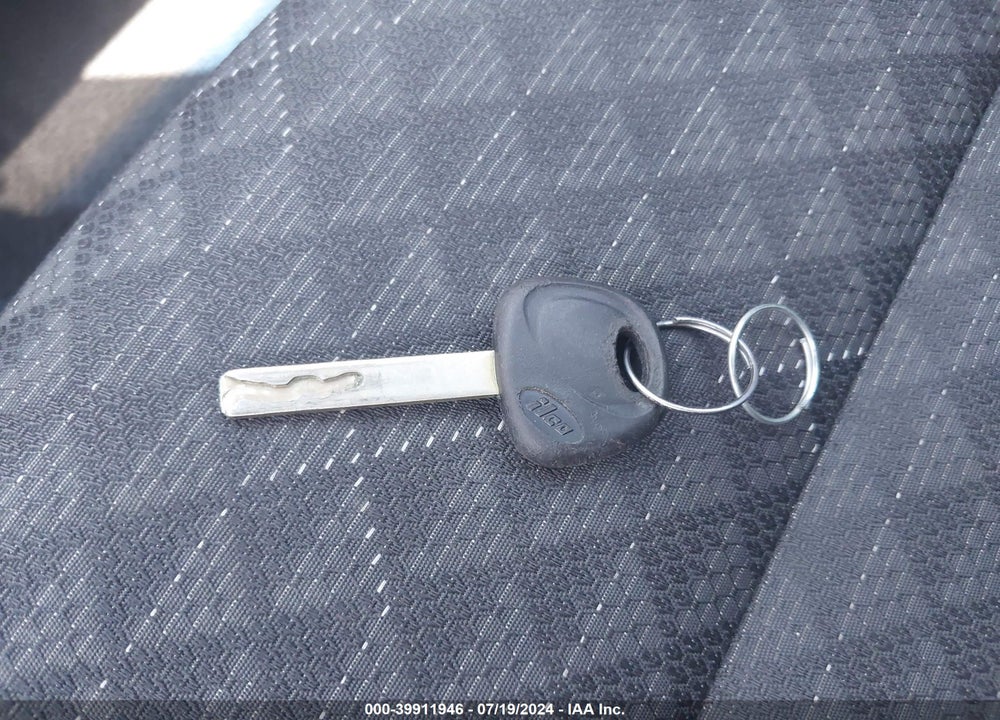 2018 KIA RIO LX VIN: 3KPA24ABXJE065436