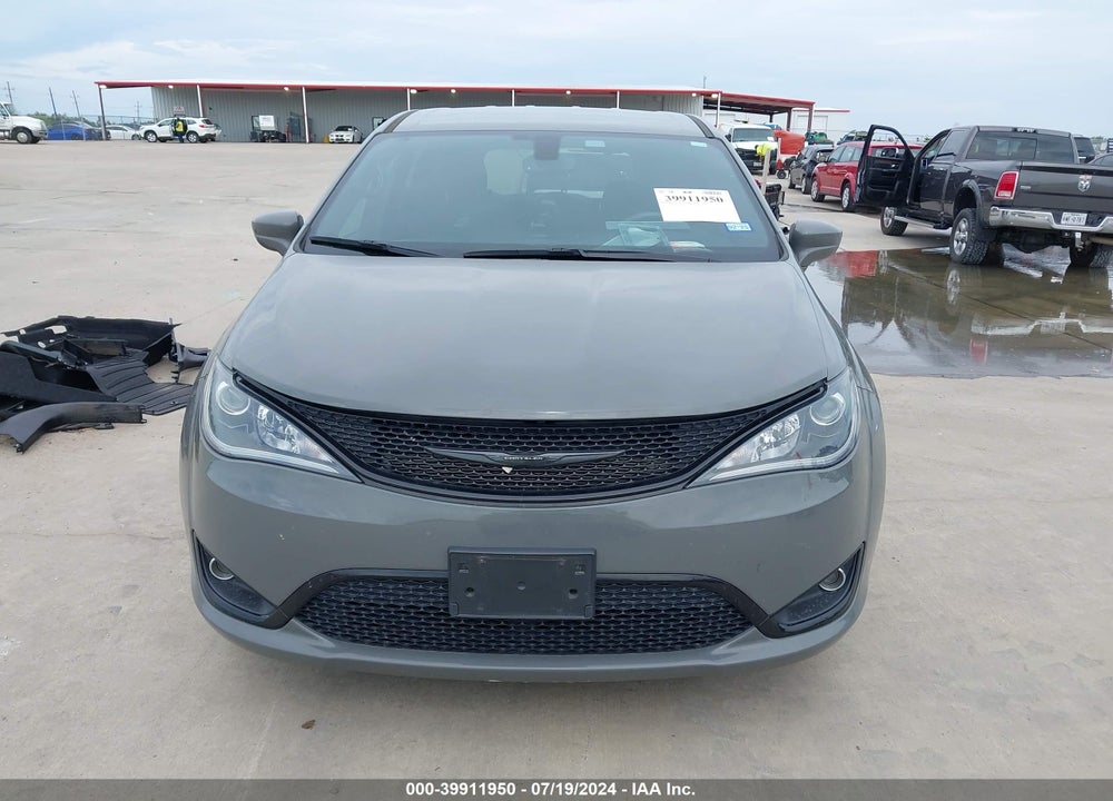 2020 CHRYSLER PACIFICA TOURING VIN: 2C4RC1FG0LR258649
