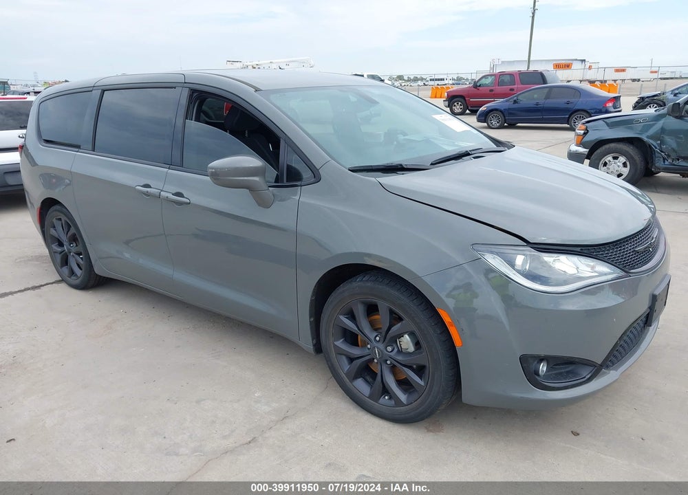 2020 CHRYSLER PACIFICA TOURING VIN: 2C4RC1FG0LR258649
