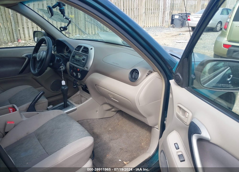 2003 TOYOTA RAV4 VIN: JTEHH20V236083060