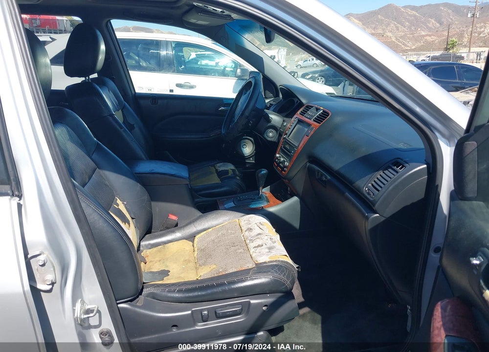 2005 ACURA MDX VIN: 2HNYD18965H502816