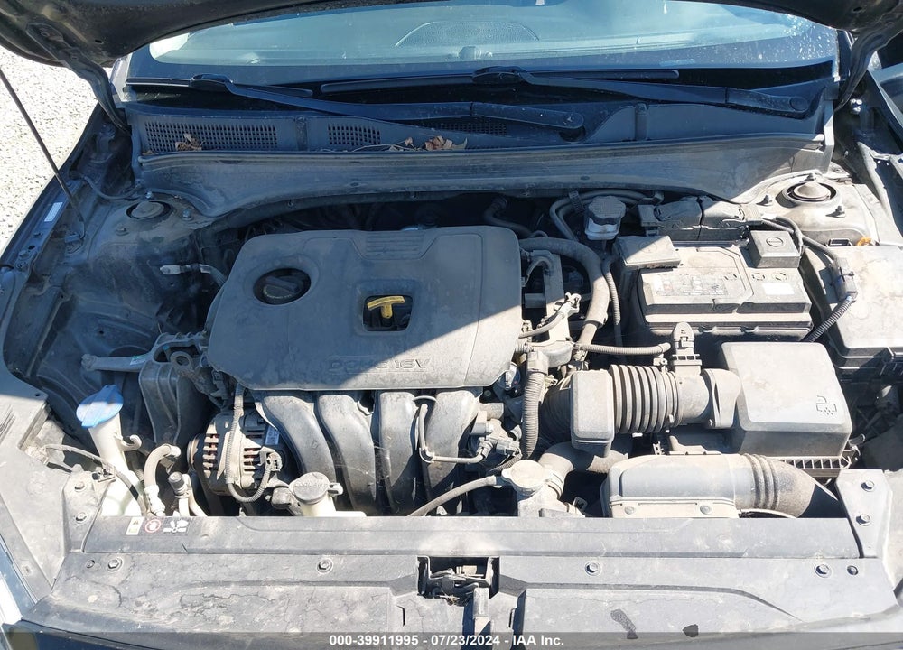 2019 KIA FORTE LXS VIN: 3KPF24AD6KE137516