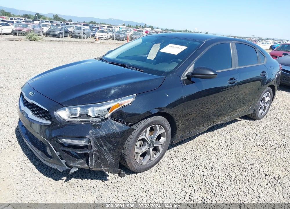 2019 KIA FORTE LXS VIN: 3KPF24AD6KE137516