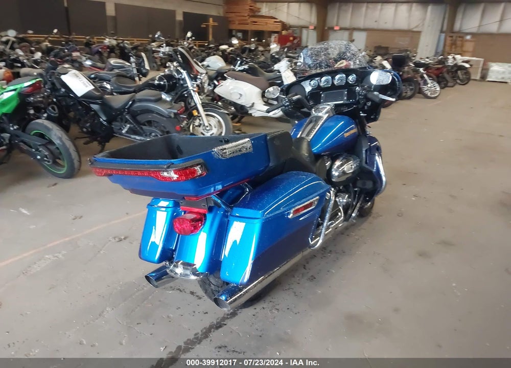 2017 HARLEY-DAVIDSON FLHTK ULTRA LIMITED VIN: 1HD1KED1XHB616849