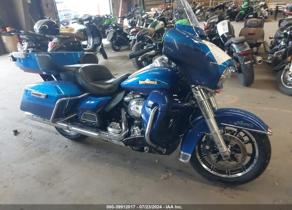 2017 HARLEY-DAVIDSON FLHTK ULTRA LIMITED VIN: 1HD1KED1XHB616849