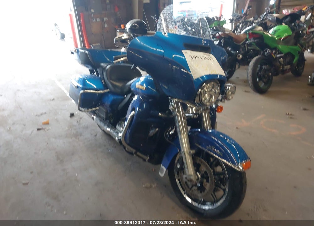2017 HARLEY-DAVIDSON FLHTK ULTRA LIMITED VIN: 1HD1KED1XHB616849