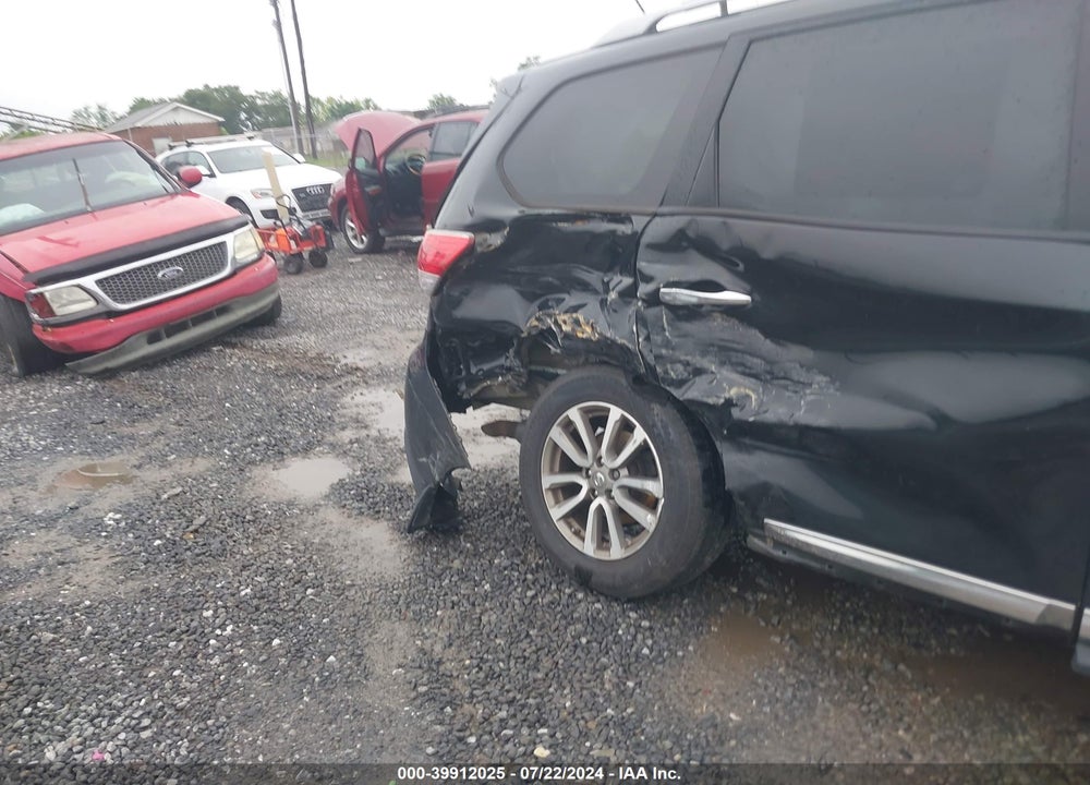 2014 NISSAN PATHFINDER SL VIN: 5N1AR2MMXEC681210