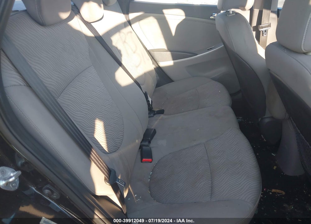 2013 HYUNDAI ACCENT VIN: KMHCU4AEXDU292981