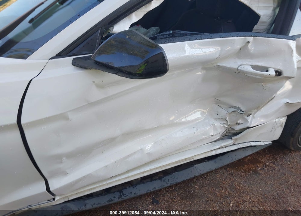 2022 FORD MUSTANG ECOBOOST FASTBACK VIN: 1FA6P8TH9N5136147