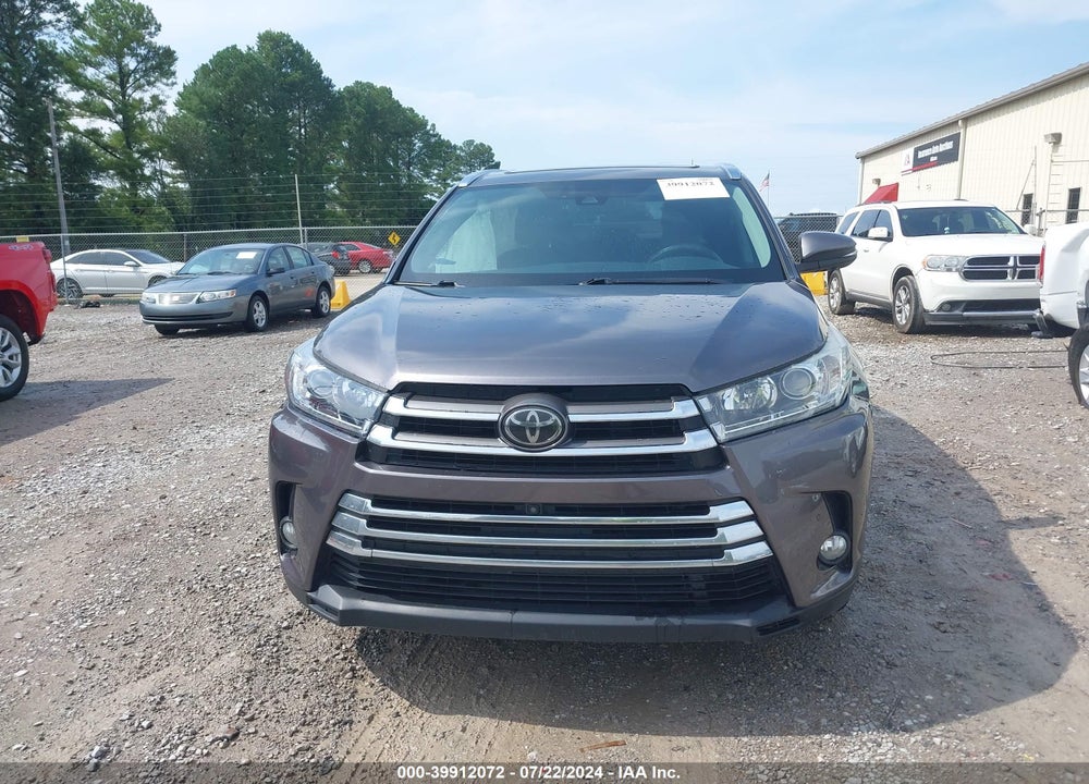 2018 TOYOTA HIGHLANDER LIMITED/PLATINUM VIN: 5TDYZRFH2JS255094