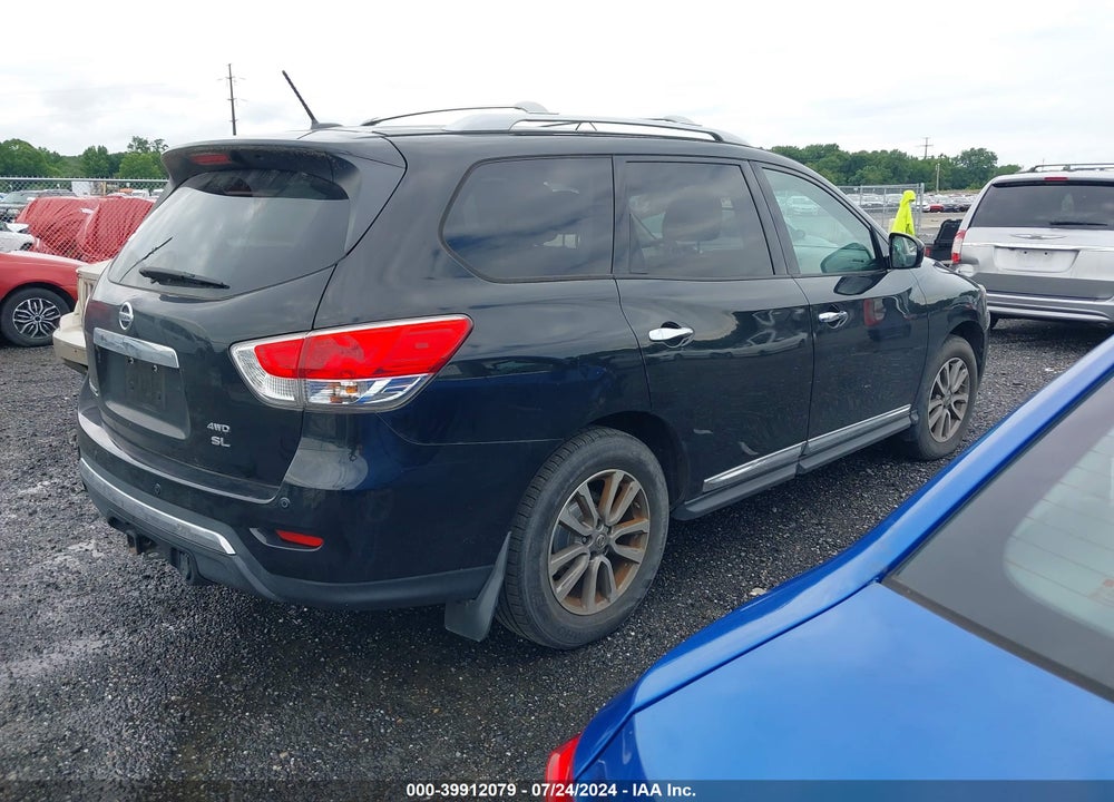 2015 NISSAN PATHFINDER SL VIN: 5N1AR2MM9FC621629