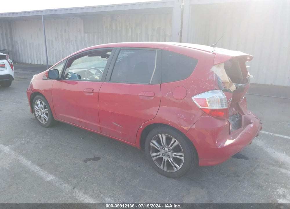 2010 HONDA FIT SPORT VIN: JHMGE8H41AC026174
