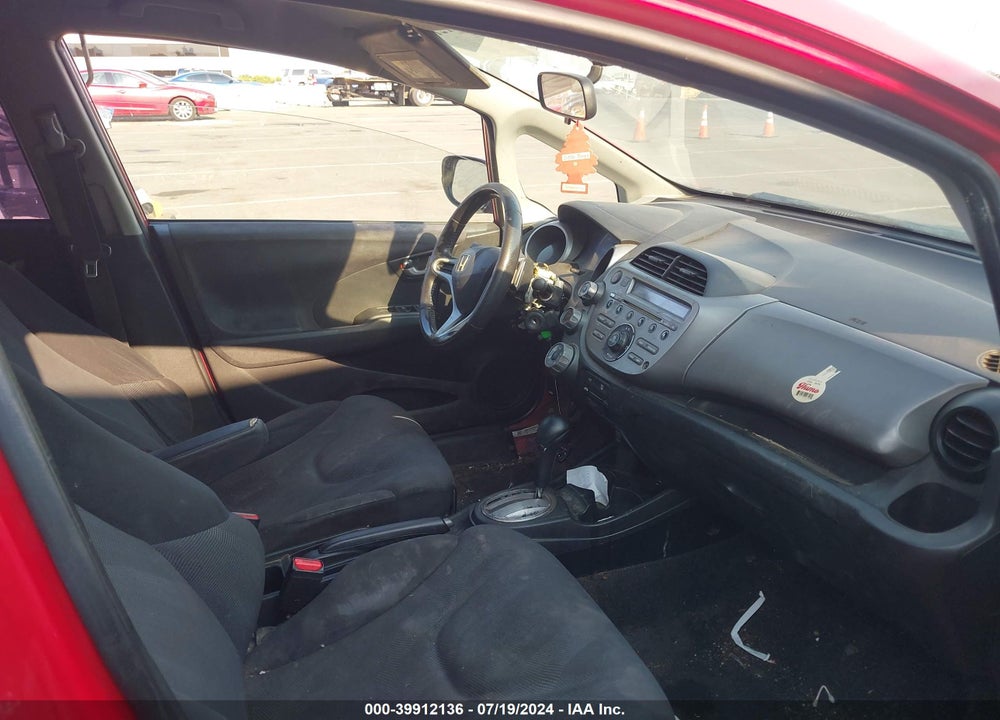 2010 HONDA FIT SPORT VIN: JHMGE8H41AC026174