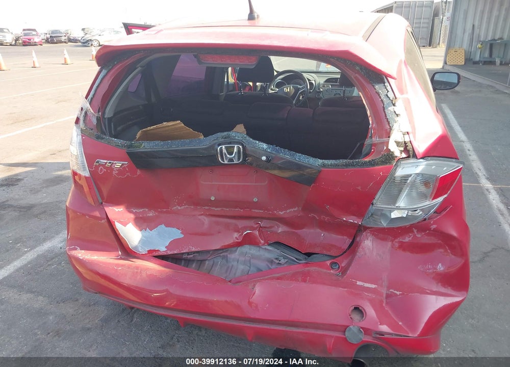 2010 HONDA FIT SPORT VIN: JHMGE8H41AC026174