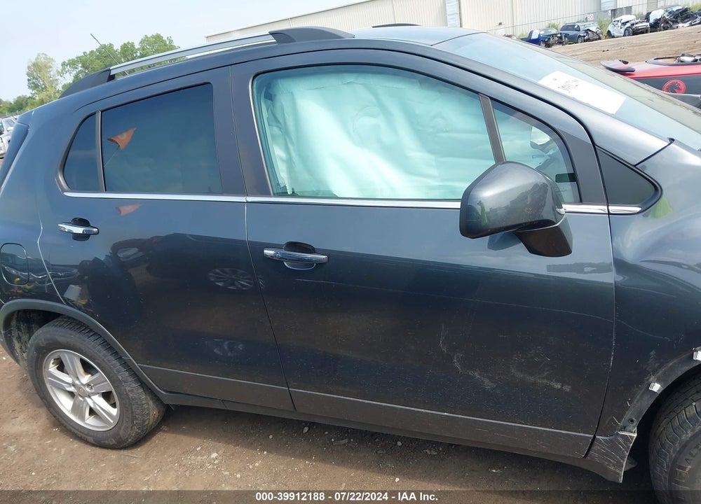 2019 CHEVROLET TRAX LT VIN: 3GNCJPSB1KL350980