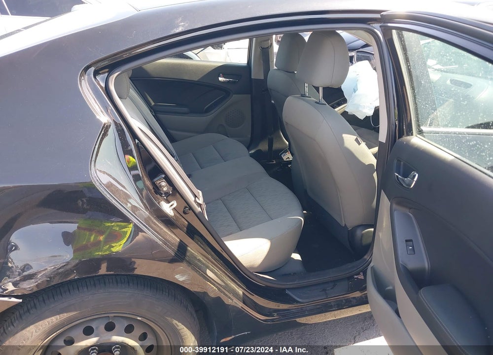 2015 KIA FORTE LX VIN: KNAFK4A63F5333350
