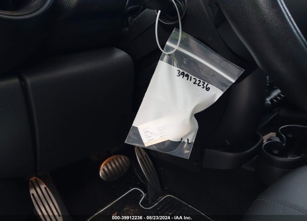 2014 MINI COUNTRYMAN COOPER S VIN: WMWZC3C58EWP26181