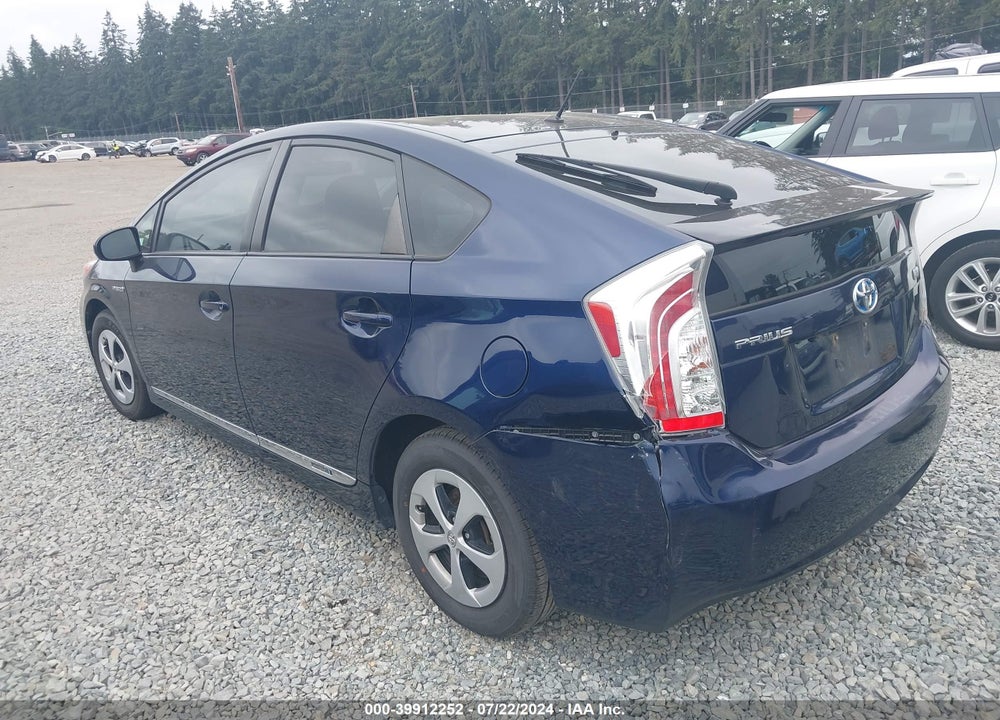 2013 TOYOTA PRIUS TWO VIN: JTDKN3DU3D1693073