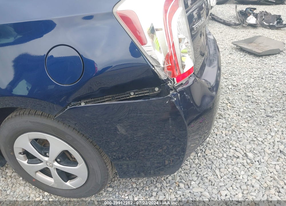 2013 TOYOTA PRIUS TWO VIN: JTDKN3DU3D1693073