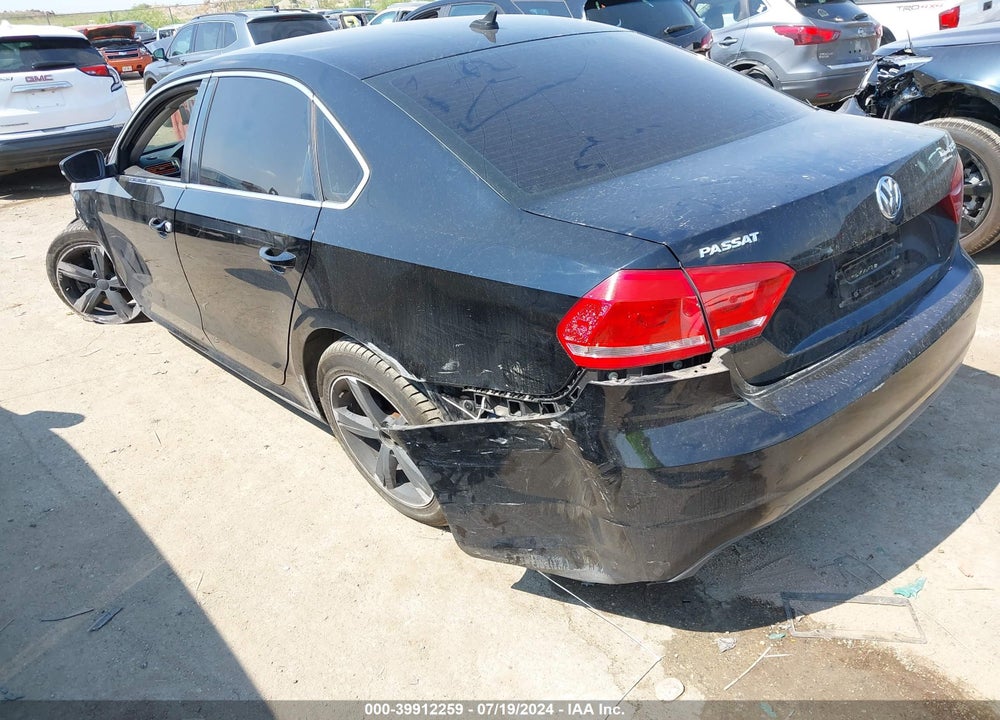 2014 VOLKSWAGEN PASSAT 1.8T SE VIN: 1VWBT7A32EC093382