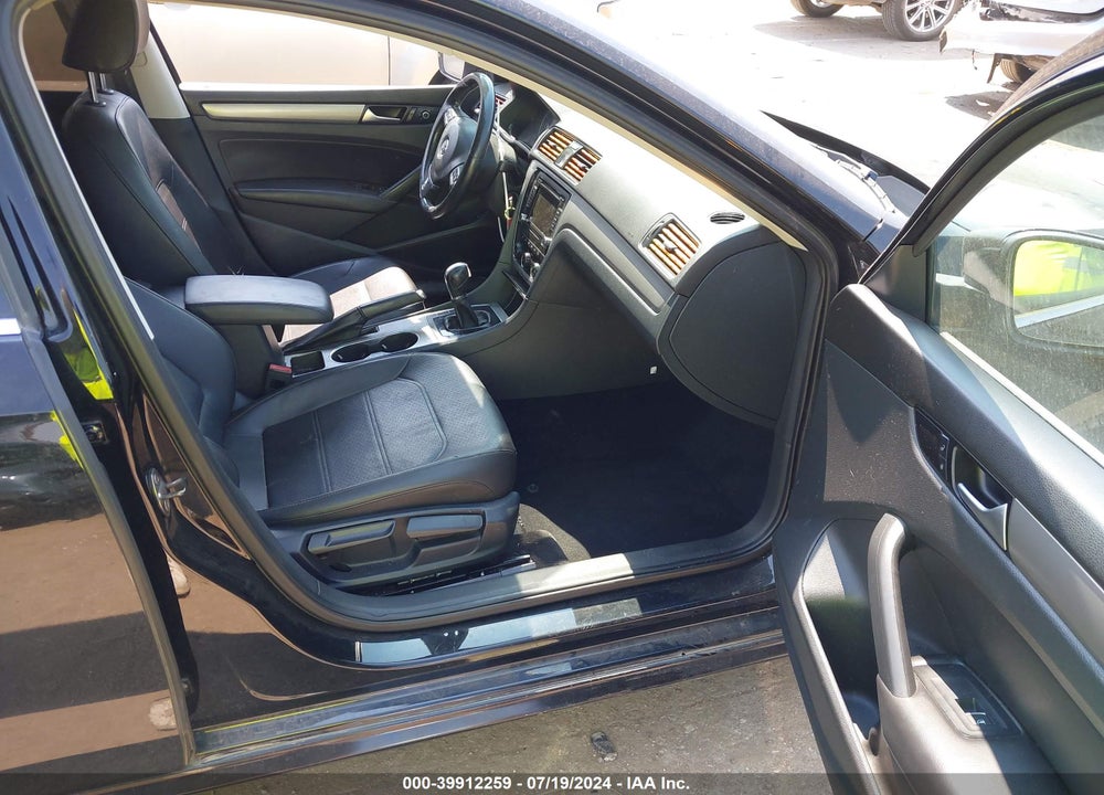 2014 VOLKSWAGEN PASSAT 1.8T SE VIN: 1VWBT7A32EC093382