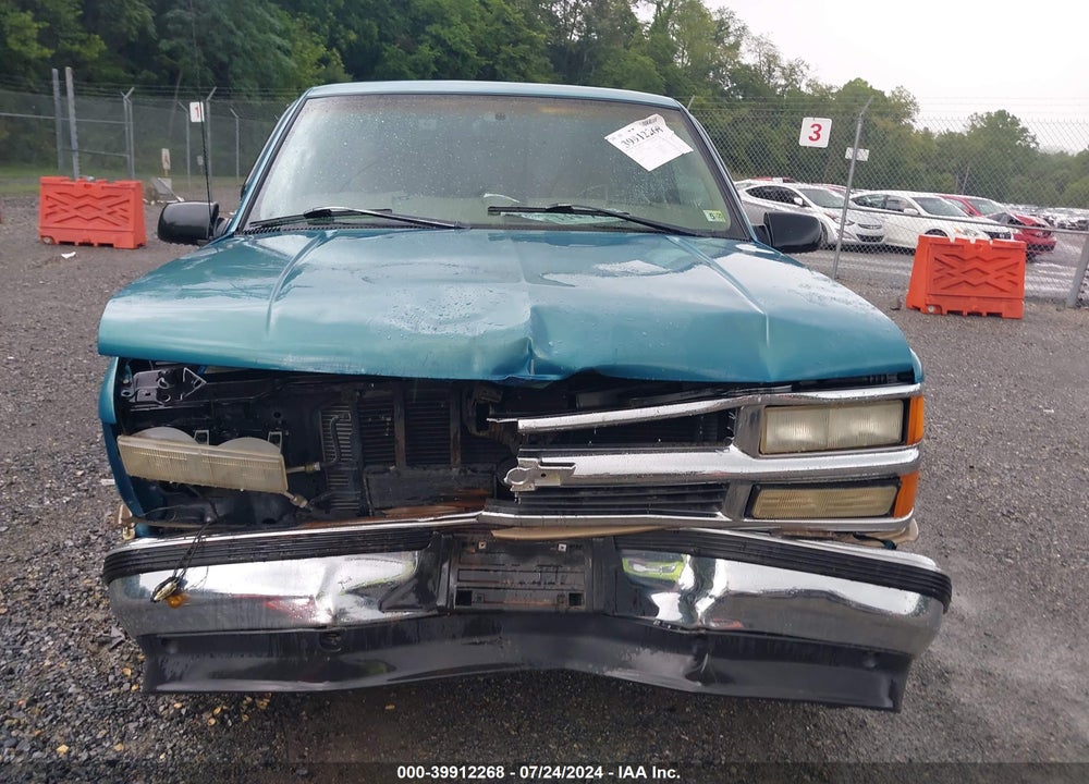 1998 CHEVROLET C1500 FLEETSIDE VIN: 2GCEC19R6W1205873