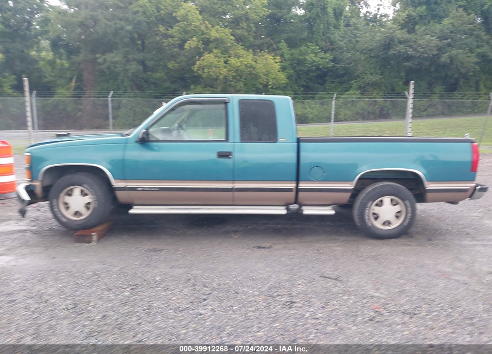 1998 CHEVROLET C1500 FLEETSIDE VIN: 2GCEC19R6W1205873