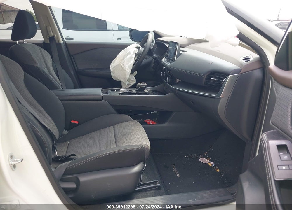 2022 NISSAN ROGUE SV FWD VIN: 5N1BT3BA9NC673149