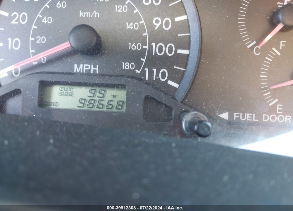 2008 TOYOTA COROLLA CE VIN: 1NXBR32EX8Z995864
